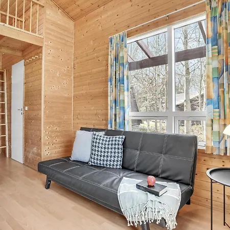 בית נופש 2 Bedroom Stunning In