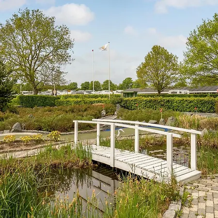 2 Bedroom Stunning In Feriehus *